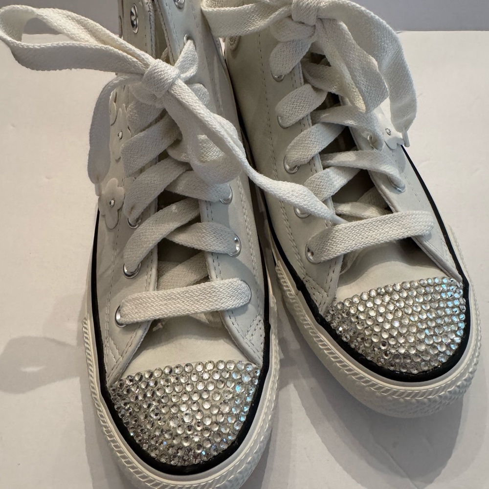 Custom White High-Top Leather Converse - Picture 6 of 9